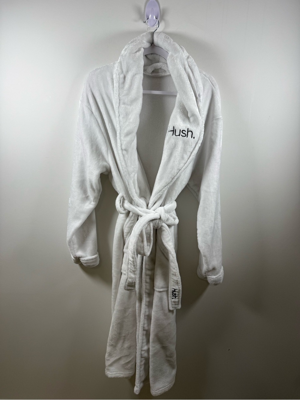 HUSH | White Plush Robe Size M